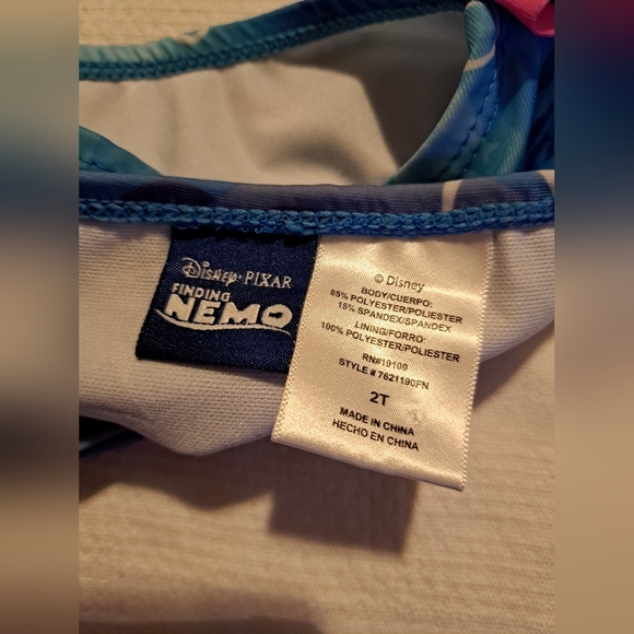 Finding Nemo & Dory girls size 2T bikini bathing suit, EUC - Picture 4 of 4